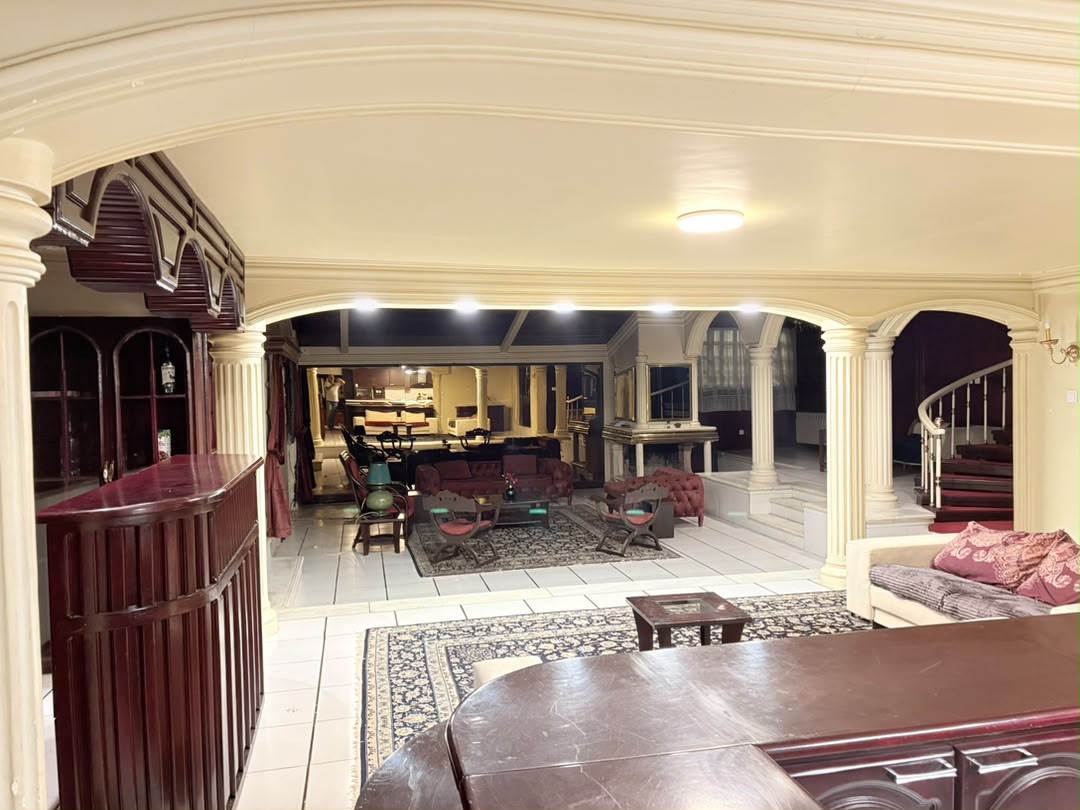 باغ ویلای فرمانیه - نمونه کار 4 - تالار و مکان در کرج